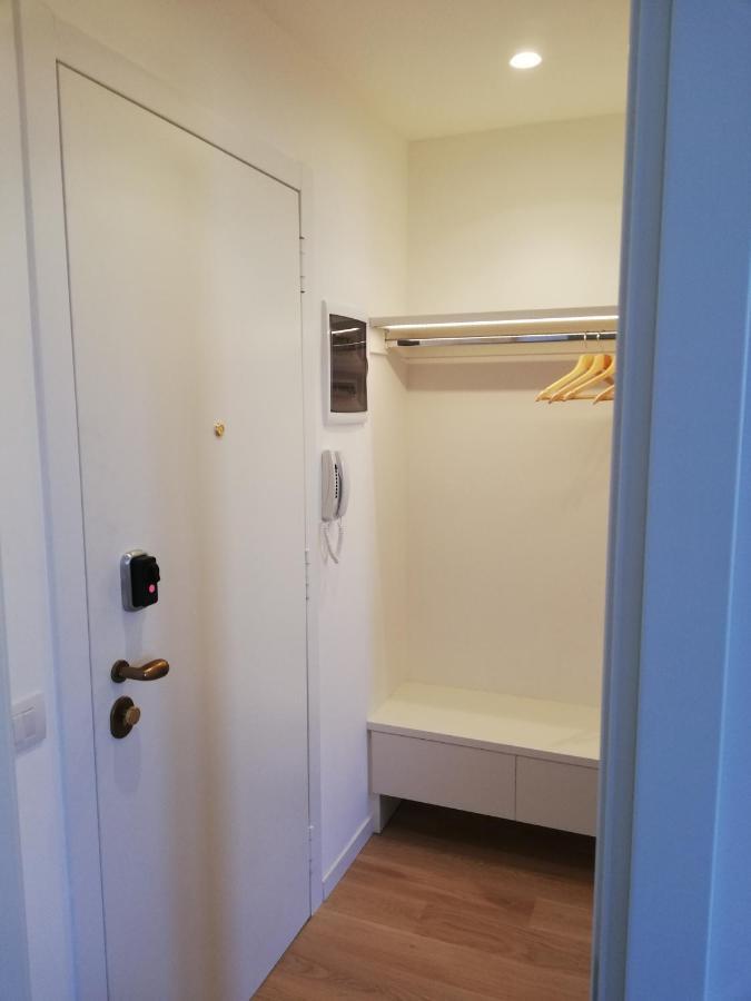 Al 32 Apartment Милано Екстериор снимка